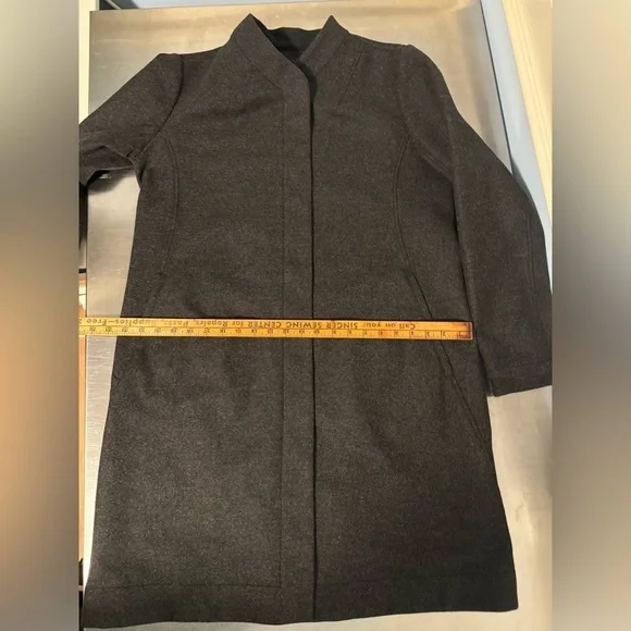 Lululemon RARE All Days Softshell US10 - Picture 11 of 16